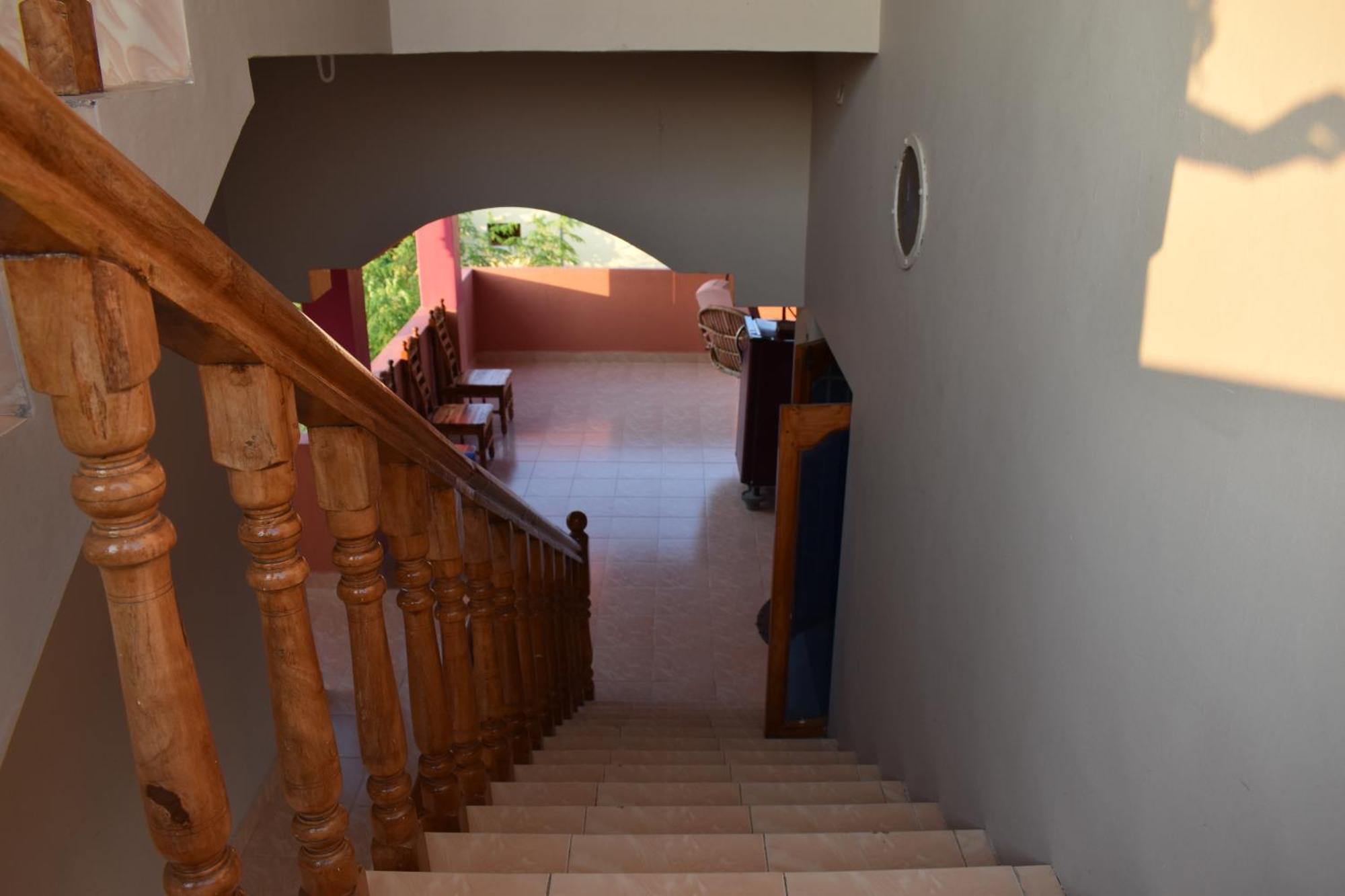Rainbow Guest House Tiruvannamalai Exterior photo