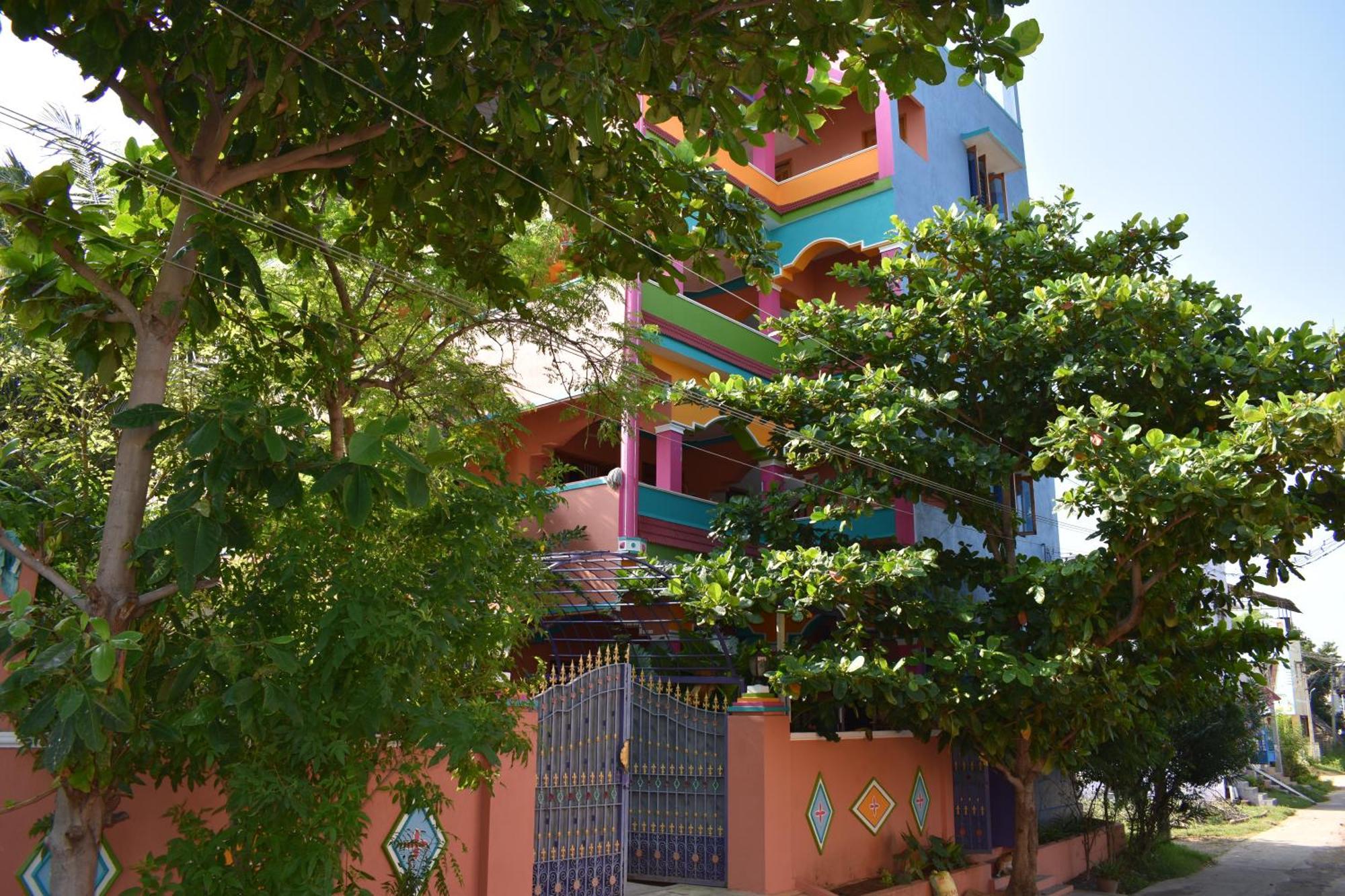 Rainbow Guest House Tiruvannamalai Exterior photo