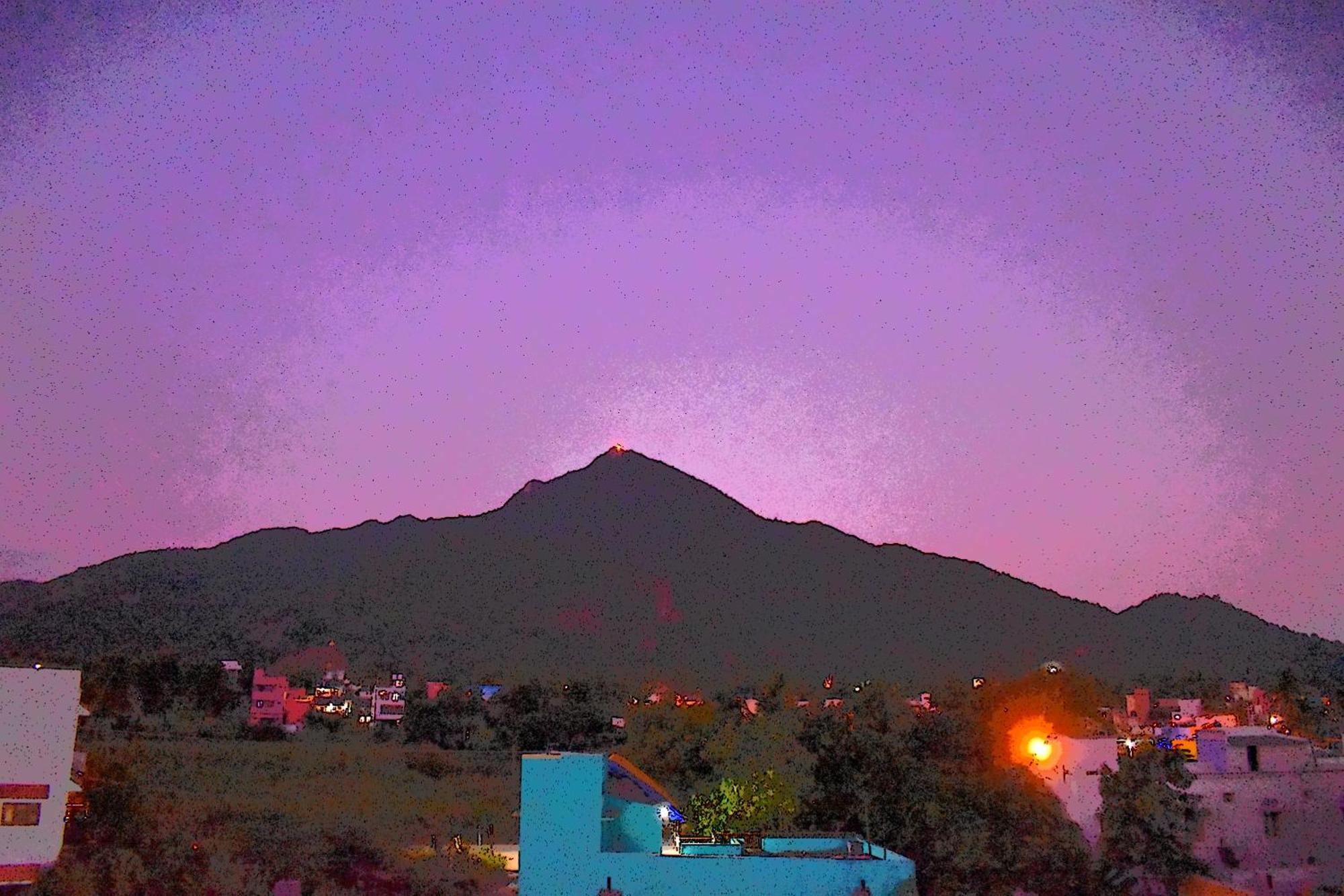 Rainbow Guest House Tiruvannamalai Exterior photo